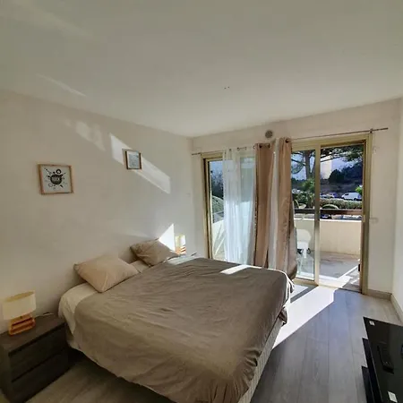 Apartment Proche Croisette , Appartement De 85M Avec 2 Chambres Cannes