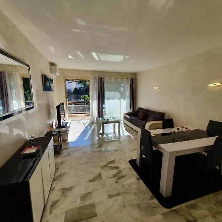 Proche Croisette , Appartement De 85M Avec 2 Chambres